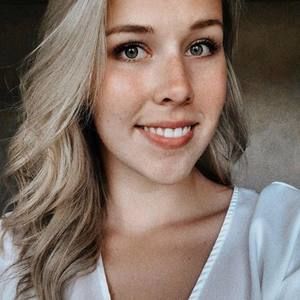 Meet your Posher, Elicia